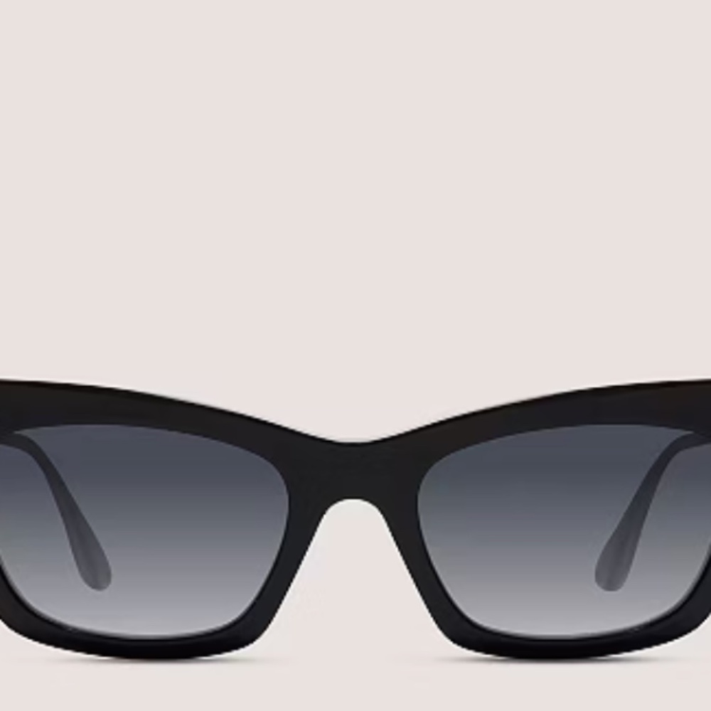 STUART WEITZMAN CAT-EYE KEYHOLE SUNGLASSES